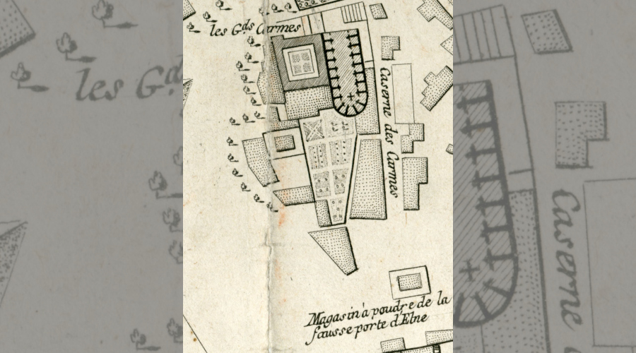 Gravue :l'église , son cloitre et des jardins en rolongement du chevet et des batiments conventuels