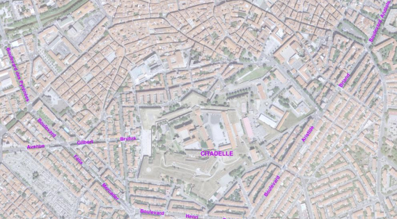 Ce quartier a été labellisé Patrimoine du XXième siècle en 2015 . Il s'étend au sud de la citadelle.